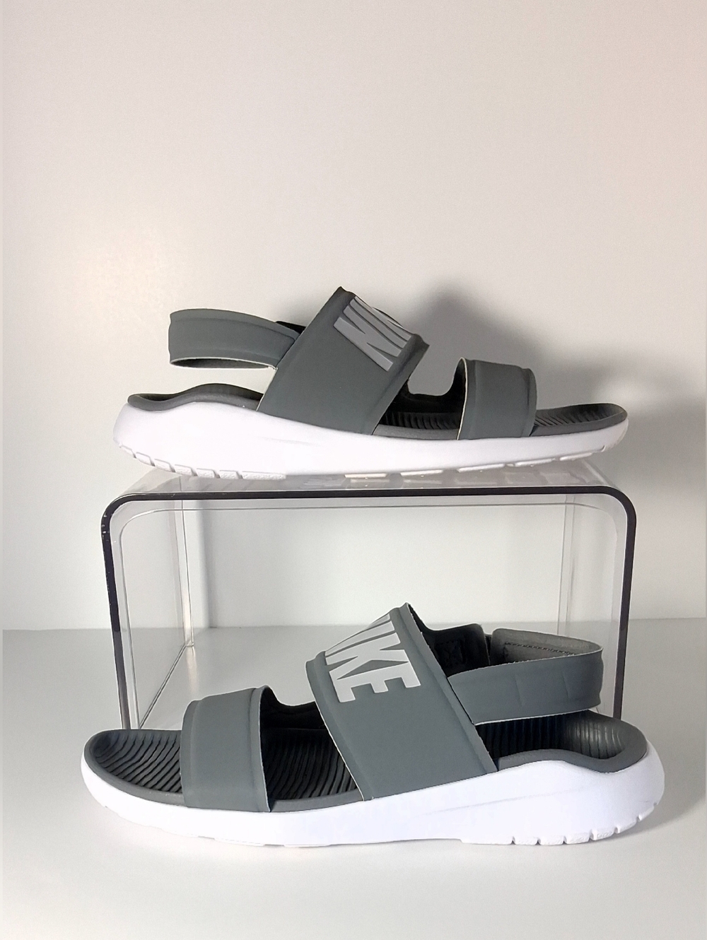 Nike Grey Logo Sport Women's Sandals Size 8 - Picture 2 of 16